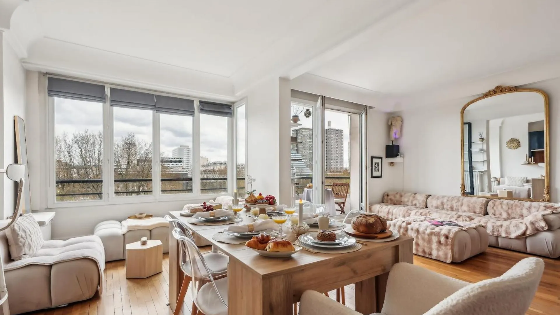 Lägenhet The Eiffel Tower And Seine Views With Balcony - Cityapartmentstay *
