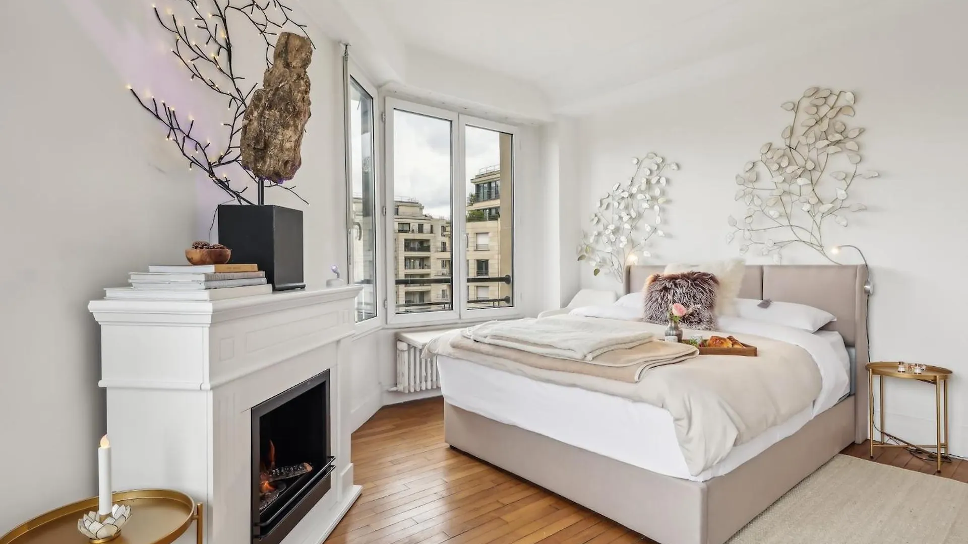 Lägenhet The Eiffel Tower And Seine Views With Balcony - Cityapartmentstay