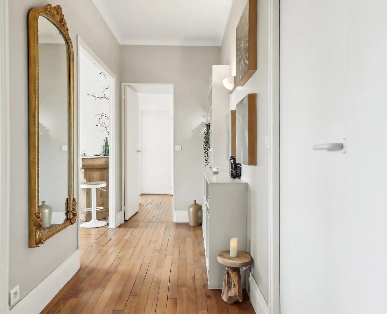 The Eiffel Tower And Seine Views With Balcony - Cityapartmentstay Paris
